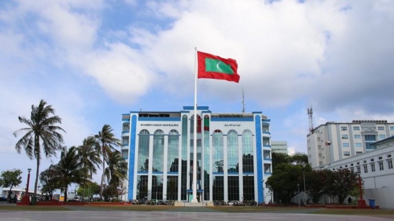 ފުލުހުންގެ ބަންދުގައި ހުރި މީހަކު ނިޔާވި މައްސަލައެއް އެންއައިސީން ބަލަނީ