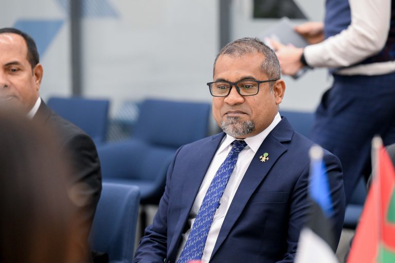 ފޮރިން މިނިސްޓަރު ޚަލީލު ގަތަރަށް ފުރާވަޑައިގެންފި