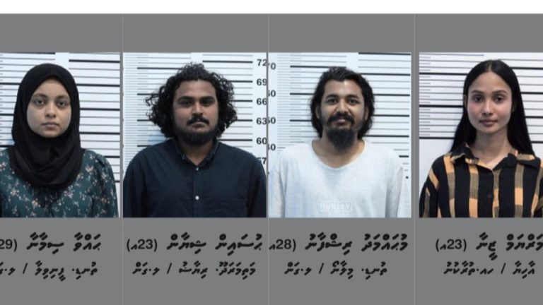 ބަނގުރަލާއި މަސްތާއެކު 3މީހަކު އަދި 15 ކިލޯއަށްވުރެ ގިނަ މަސްތާއެކު އަންހެނަކު ހައްޔަރުކޮށް ބަންދަށް