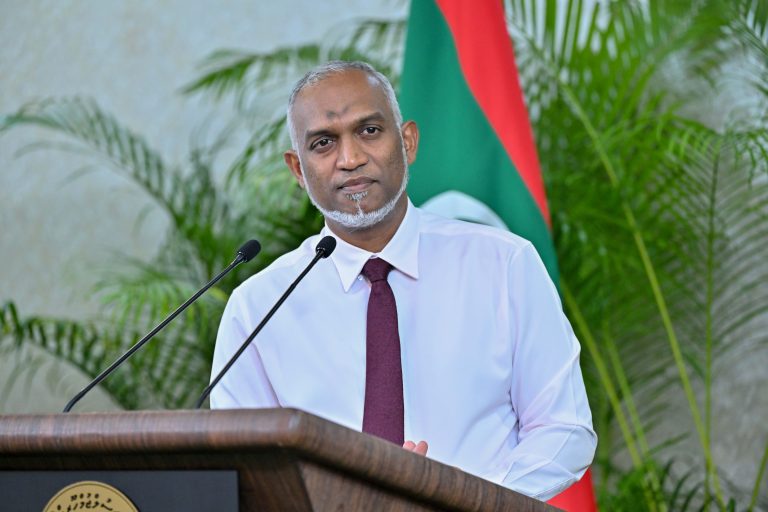 އިޒްރޭލުން އީރާނާ ދެކޮޅަށް ހިންގި އުދުވާން ރައީސް ކުށްވެރިކުރައްވައިފި