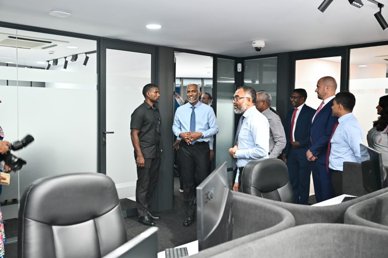 ޑިވެލޮޕްމަންޓު ބޭންކަށް 4 ބޭފުޅަކު އައްޔަނުކޮށްފި
