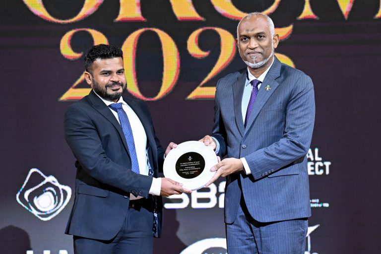 ދި‎ވެހިރާއްޖެ-ސިންގަޕޫރު ބިޒްނަސް ފޯރަމްގައި ރައީސް ‎ބައިވެރިވެވަޑައިގެންފި