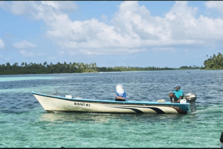 ގައްދޫއާއި ގަމާ ދެމެދު ކަނޑުގެ 10 މީޓަރ އަޑިން ޑިންގީ ފެނިއްޖެ، ޒަކަރިއްޔާ އަދިވެސް ނުފެނޭ