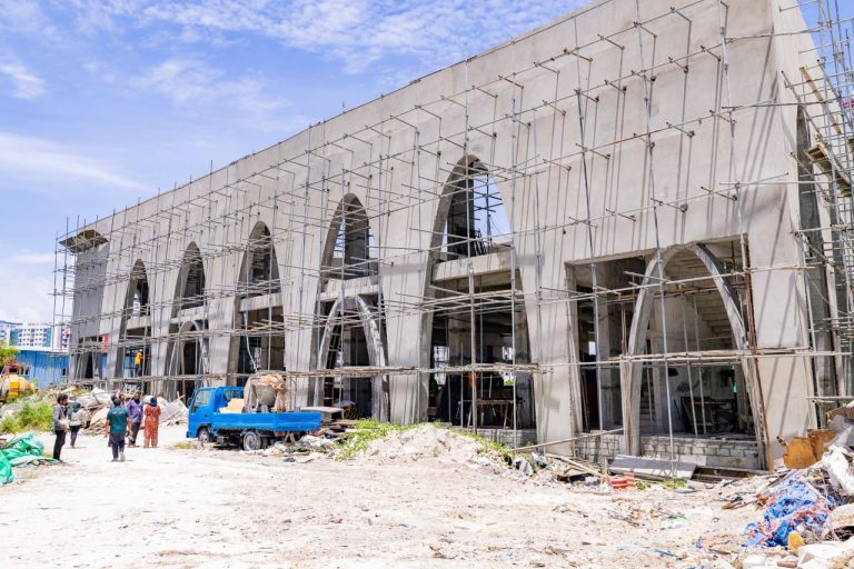 އަމިއްލަ ފަރާތްތަކުން އަޅާ މިސްކިތްތަކުގެ މަސައްކަތް އަވަހަށް ނިންމުމަށް އާ ސިޔާސަތުތަކެއް ކަނޑައަޅައިފި