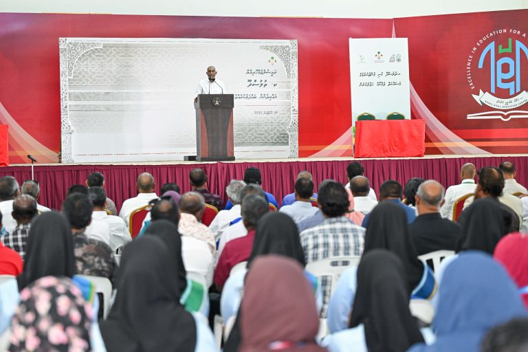 ތުލުސްދޫގެ ބޯހިޔާވަހިކަމުގެ މައްސަލަ ހައްލުކުރުމަށް މަސައްކަތް ކުރާނަން: ރައީސް