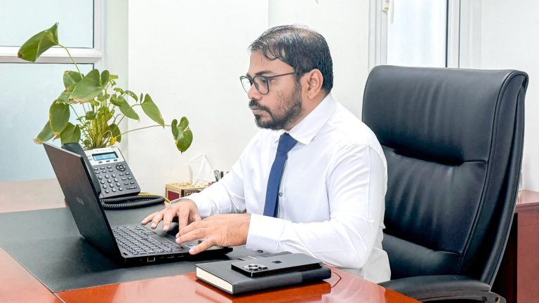 ޖޭއެސްސީގެ ނައިބު ރައީސް ކަމަށް ޔަޒްމީދު އިންތިޚާބުކޮށްފި