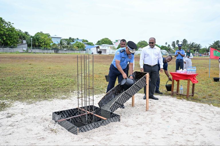 މާވަށު ފުލުހުންގެ މަރުކަޒުގެ ބިންގާ އަޅައިފި