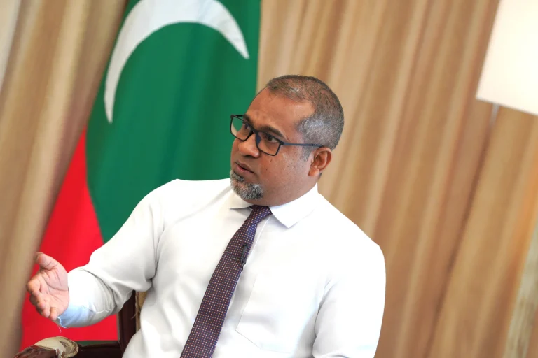 ޚާރިޖީ ވަޒީރު ރަސްމީ ދަތުރުފުޅެއްގައި ބެލްޖިއަމް އަށް ފުރާވަޑައިގެންފި
