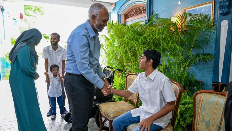 މި އަހަރުވެސް އީދު ދުވަހު ރައީސްގެ ދެކަނބަލުން އީދު ސަލާން ކުރައްވާނެ