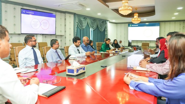 ހަނގުރާމައާއި ގުޅިގެން ސިއްހީ ޚިދުމަތް މެދުނުކެނޑި ދިނުމާއި ގުޅޭގޮތުން މަޝްވަރާކޮށްފި