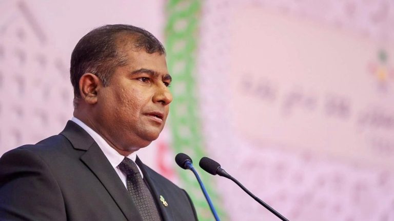 އާދަމް ނަސީރު