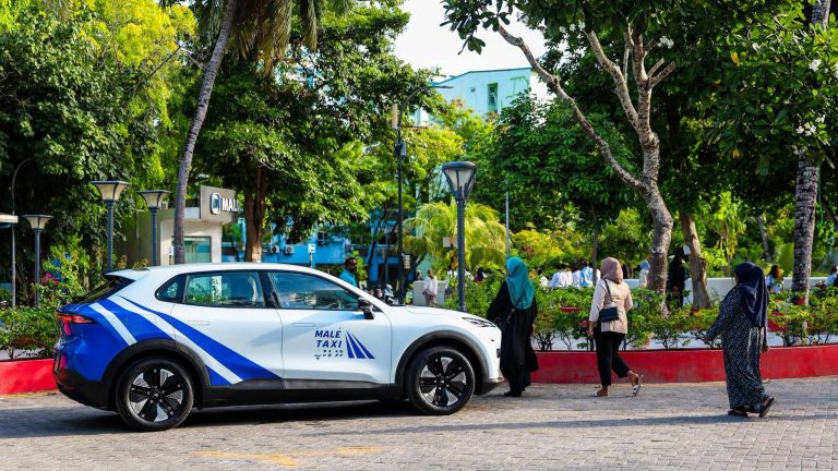 މާލޭ ޓެކްސީ ލައިންގެ ހިދުމަތް ވިލިމާލޭގައި ފަށައިފި