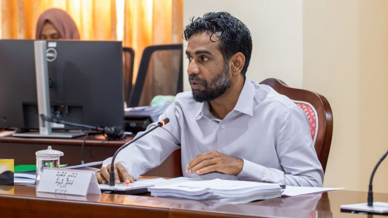 ޖޭއެސްސީގެ ރައީސް ހުސްނީ މުބާރަކު
