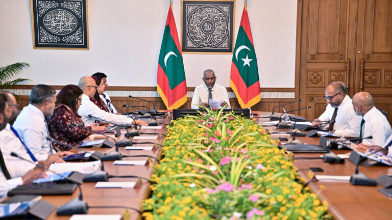 ވަޒީރުންގެ މަޖިލީހުގެ ބައްދަލުވުމުގެ ތެރެއިން - ފޮޓޯ: ރައީސް އޮފީސް