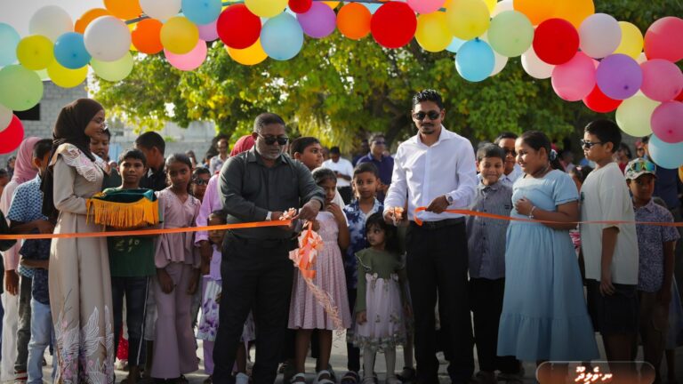 ވެލިދޫގައި ތަރައްގީކުރި ޕާކުގެ މަސައްކަތް ނިންމައި ރަސްމީކޮށް ހުޅުވުން-- ފޮޓޯ: އާރުޑީސީ