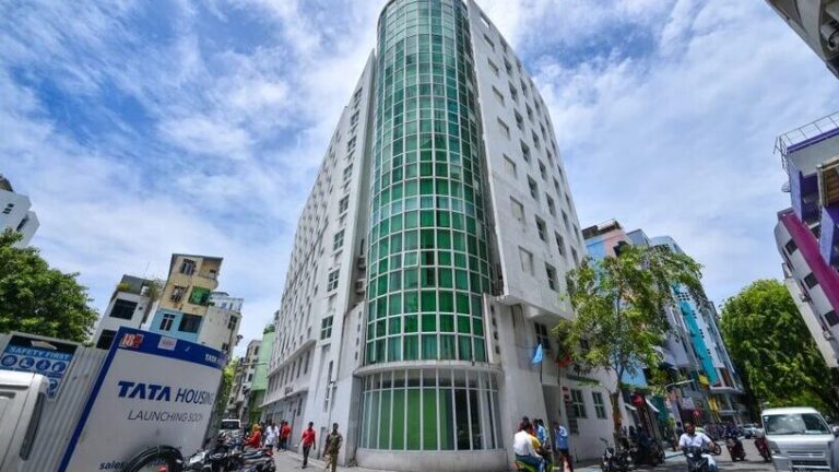 ރޯޝަނީ ބިލްޑިންފ-- ފޮޓޯ: މިހާރު