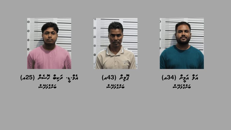 ގިނަ އަދަދެއްގެ ބަނގުރަލާއެކު ހައްޔަރުކުރި ބަންގްލަދޭޝްގެ ތިން މީހުން ބަންދުގައި ބޭތިއްބުމަށް ކޯޓުން އަމުރުކޮށްފި