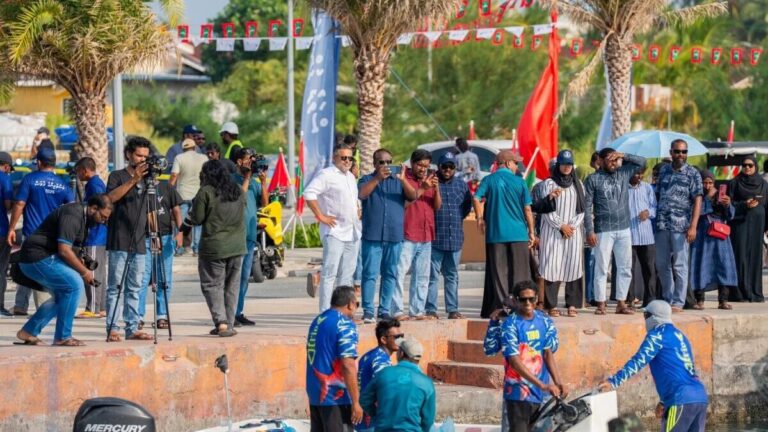 މަސްވެރިންގެ ދުވަހުގެ އެވޯޑުތަކަށް ކުރިމަތިލާން ހުޅުވާލައިފި