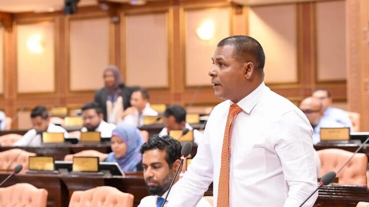 ވަގަށް ސިނގިރޭޓާއި މުދާ މިހާރުވެސް ރާއްޖެ އެތެރެކުރޭ: އައްބާސް