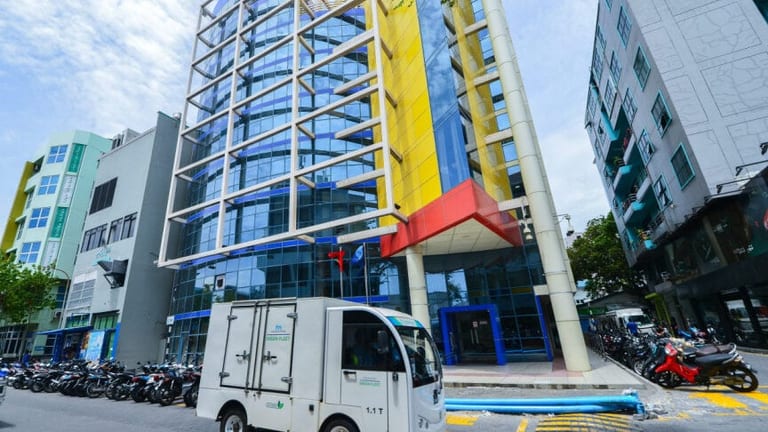 ކަސްޓަމްސްގެ މާލީ މަސްއޫލިއްޔަތު މާލީ ވުޒާރާއަށް ބަދަލުކުރަނީ