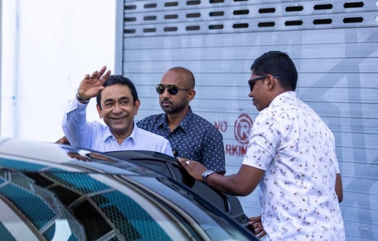 ހެޔޮއެދޭ މީހުން ދޭ ފައިސާ ބަލައިގަތުމަކީ މައްސަލައެއް ނޫން: ޔާމީން