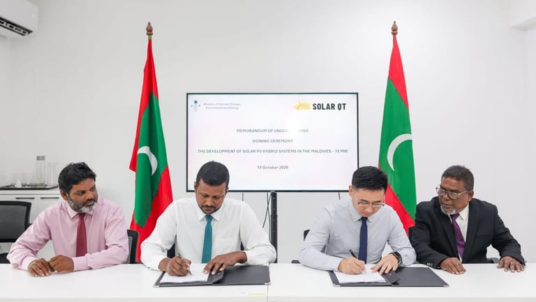 ސޯލާ އަދި ބެޓެރީ ސްޓޯރޭޖް ގާއިމުކުރަން ޗައިނާ ކުންފުންޏަކާއެކު އެމްއޯޔޫއެއްގައި ސޮއިކޮށްފި