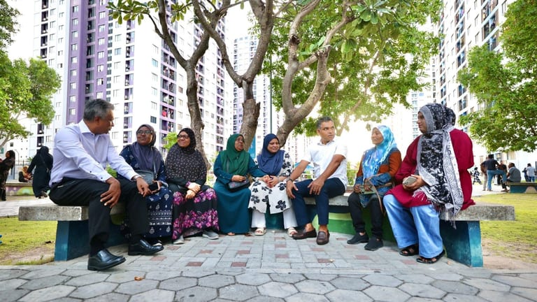 އެމްޑީޕީގެ ވެރިކަމެއްގައި ޕަބްލިކް ޓްރާންސްޕޯޓް އިތުރަށް ހަރުދަނާކޮށްދޭނެ: މޭޔަރު އާޒިމް