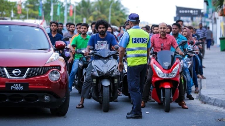 އިމްތިހާނާ ގުޅިގެން މާދަމާ ހެނދުނު މާލޭގެ ބައެއް މަގުތައް ބަންދުކުރަނީ