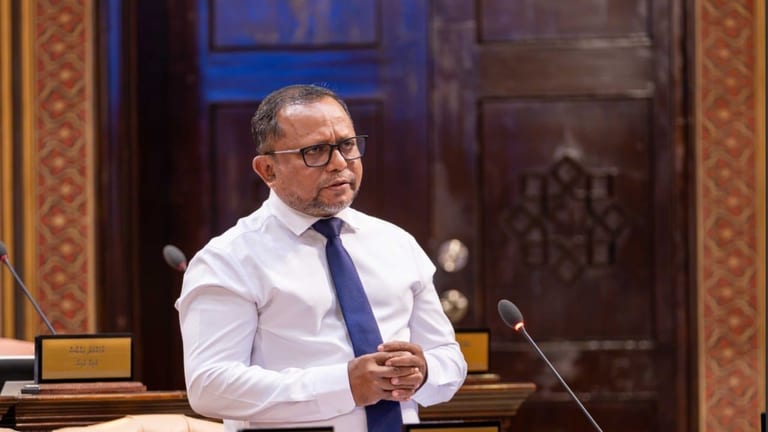 ރަސްމާލެ މަޝްރޫޢާ ދެކޮޅަށް ވާހަކަދައްކާ ކޮންމެ މީހަކީ ގައުމުގެ އަދުއްވެއް: މުޞްޠަފާ