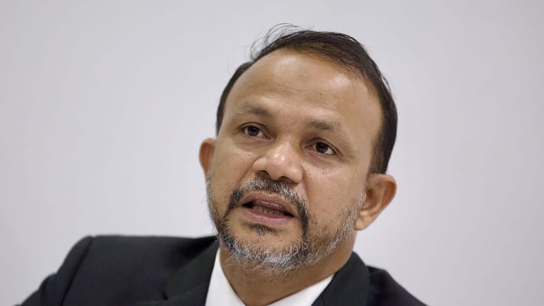 ރަސްމާލެ މައްސަލަ ބަލައިނުގަތް ނިންމުން މުރާޖާކޮށްދިނުމަށް ސުޕްރީމް ކޯޓަށް ހުށަހަޅައިފި