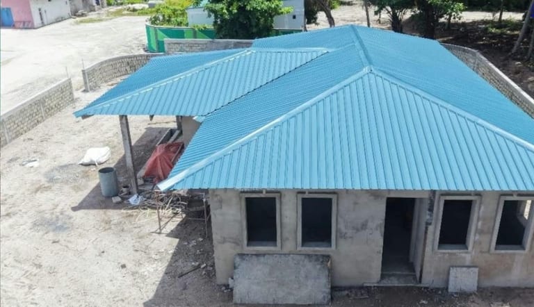 ރ. ކިނޮޅަސް ޕޮލިސް ޕޯސްޓް އިމާރާތުގެ ބޮޑުބައި ނިމިއްޖެ