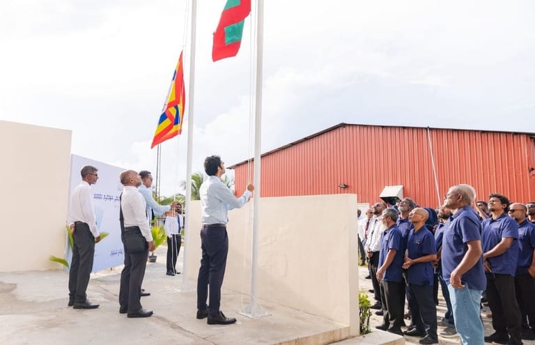 ތިނަދޫގެ ކަރަންޓާއި ފެނާއި ނަރުދަމާގެ ޚިދުމަތާ ސްޓެލްކޯއިން ހަވާލުވެއްޖެ