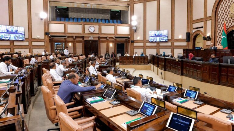 ކުށްކޮށްގެން ހޯދާ މުދާ ދައުލަތަށް ނެގުމުގެ ބިލު މަޖިލީހަށް ބަލައިގަނެ، ޖުޑީޝަރީ ކޮމިޓީއަށް ފޮނުވައިފި