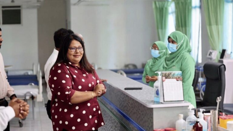 ނުކުޅެދުންތެރިކަން ހުންނަ ފަރާތްތަކަށް ޚިދުމަތްދޭން 80 އަށްވުރެ ގިނަ ތެރަޕިސްޓުން ތިއްބެވި: މިނިސްޓަރު ގީލާ
