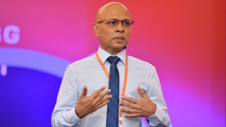 ދިރާގުގެ ސީއީއޯ އިސްމާއިލް ރަޝީދު ރިޓަޔާ ކުރައްވައިފި: އާ ސީއީއޯއަކަށް ވަލްޑެމާ ފެރަޑާޒް ދިރާގު ސީއީއޯ އިސްމާއިލް ރަޝީދު